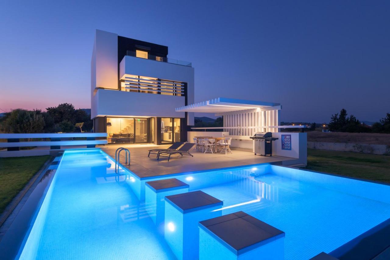 Albatross Beach Front Villas Gennadi Luaran gambar