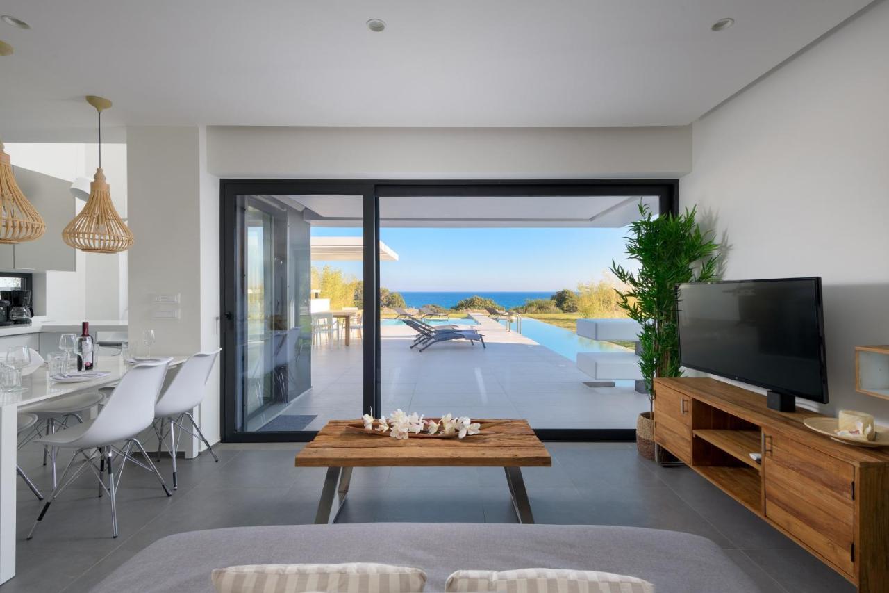 Albatross Beach Front Villas Gennadi Luaran gambar